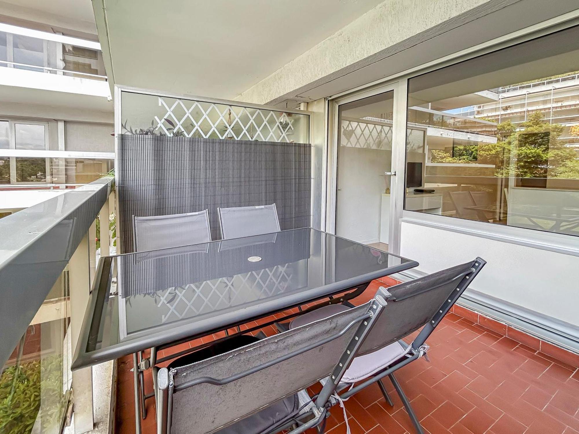 Joli Studio 4Pers Piscine Tout Confort Juan-les-Pins Dış mekan fotoğraf