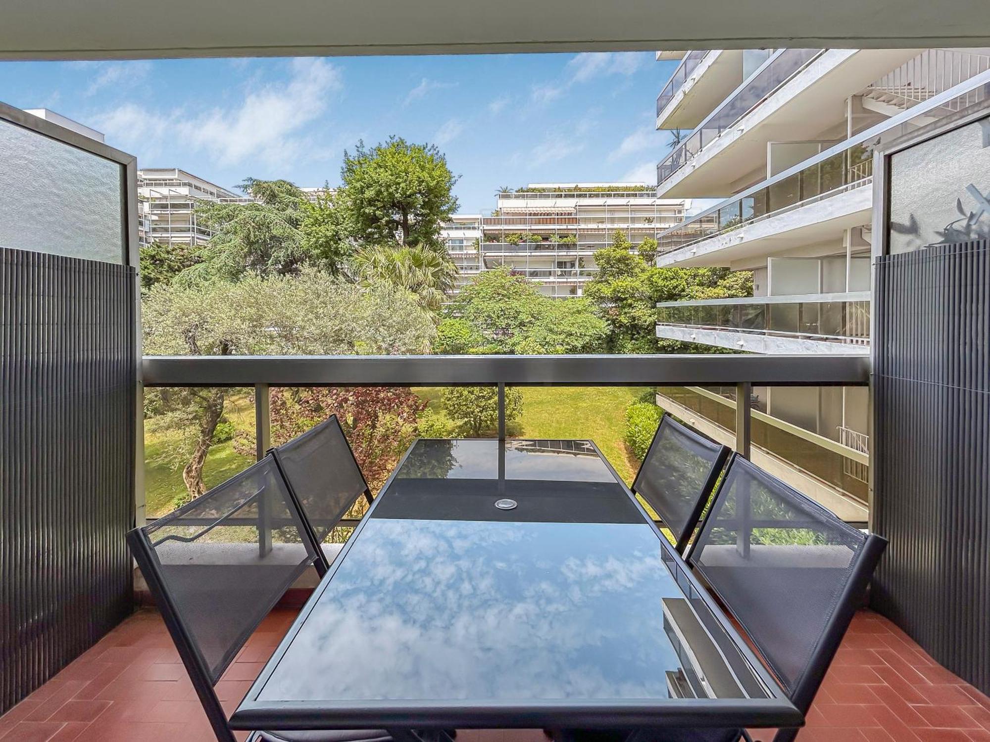 Joli Studio 4Pers Piscine Tout Confort Juan-les-Pins Dış mekan fotoğraf